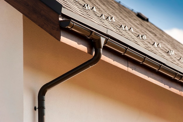 part-brown-roof-with-storm-sewer-pipe-house_220838-336