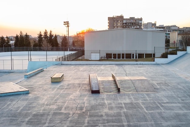 skateboard-rink-view_23-2148937901